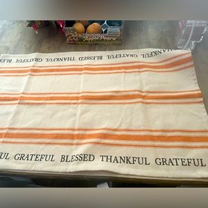 5/$20- Mudpie Fall table runner